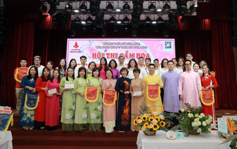 Read more about the article Hội thi cắm hoa “Hương sắc Thăng Long” năm 2024