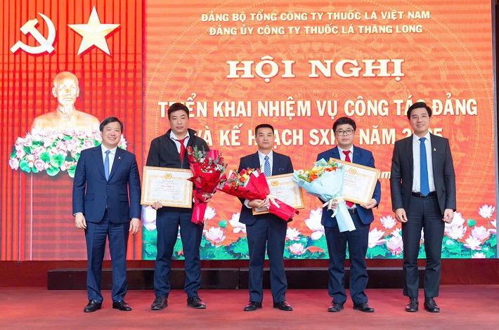 Read more about the article Thuốc lá Thăng Long: Giữ vững vị thế hàng đầu