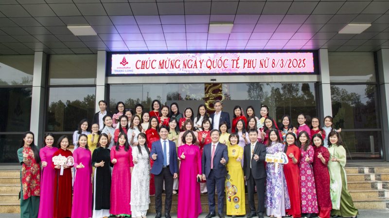 Công ty Thuốc lá Thăng Long hưởng ứng Tuần lễ Áo dài